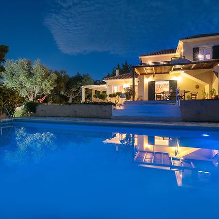 Nina Residence Plános Екстериор снимка