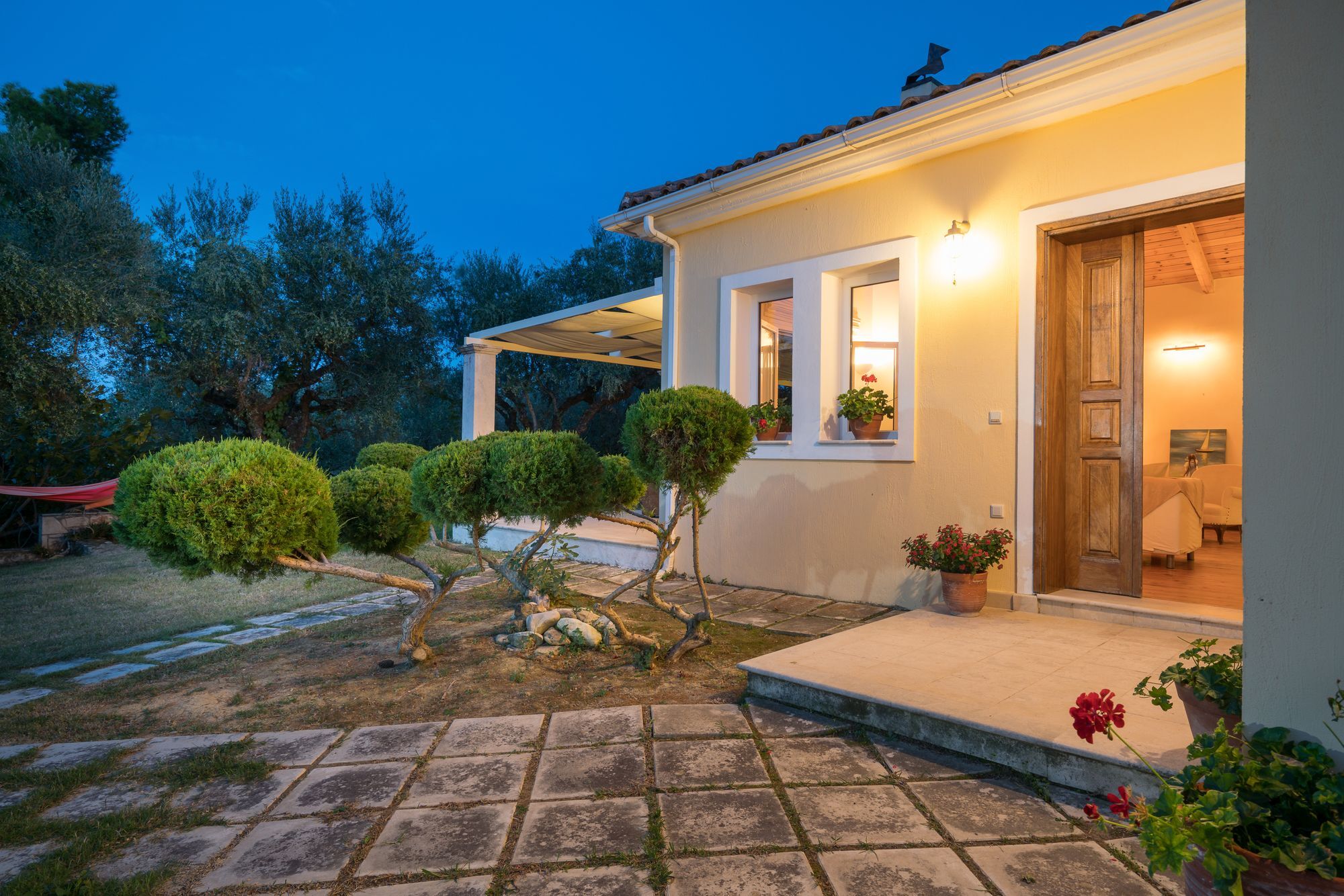 Nina Residence Plános Екстериор снимка