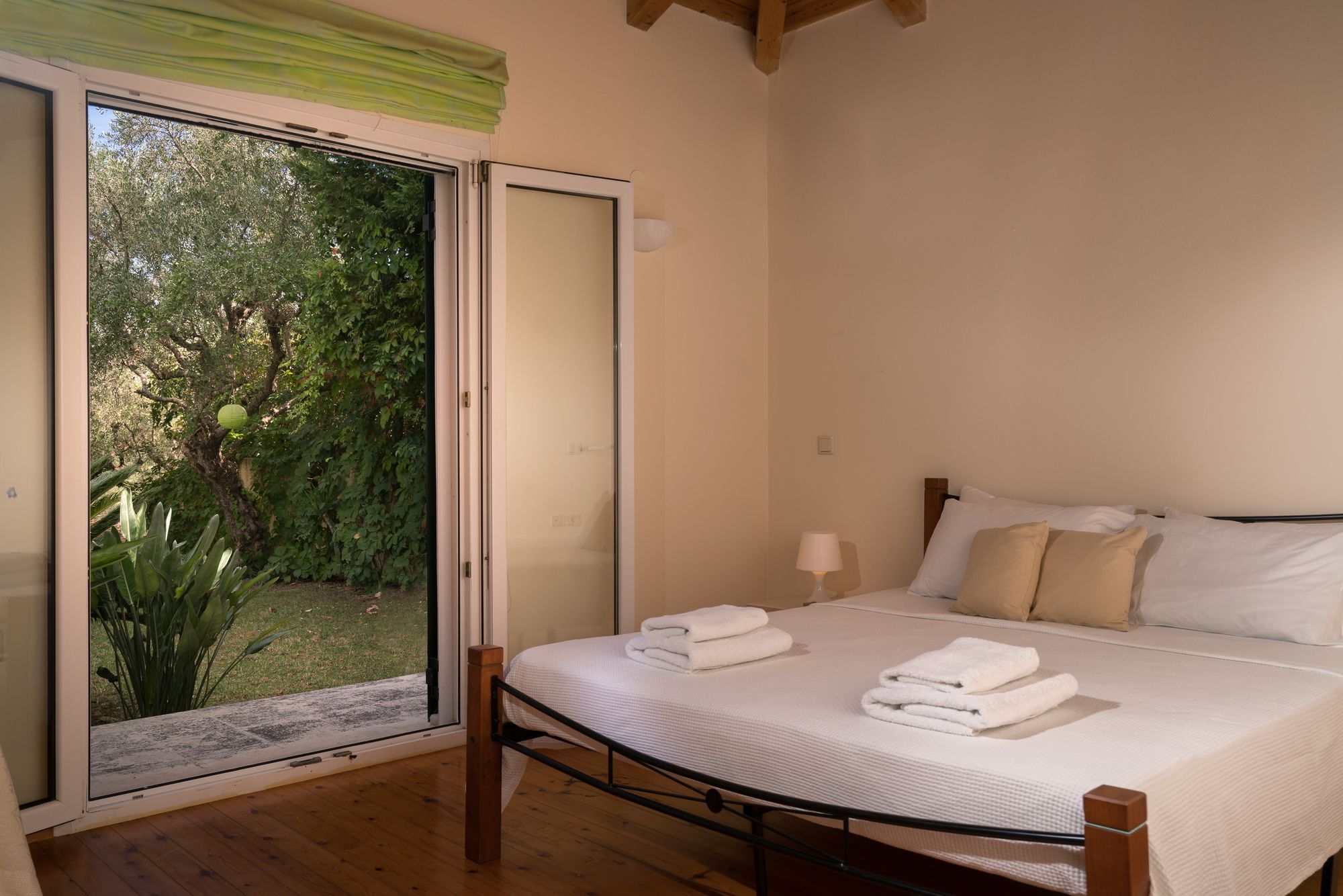 Nina Residence Plános Екстериор снимка